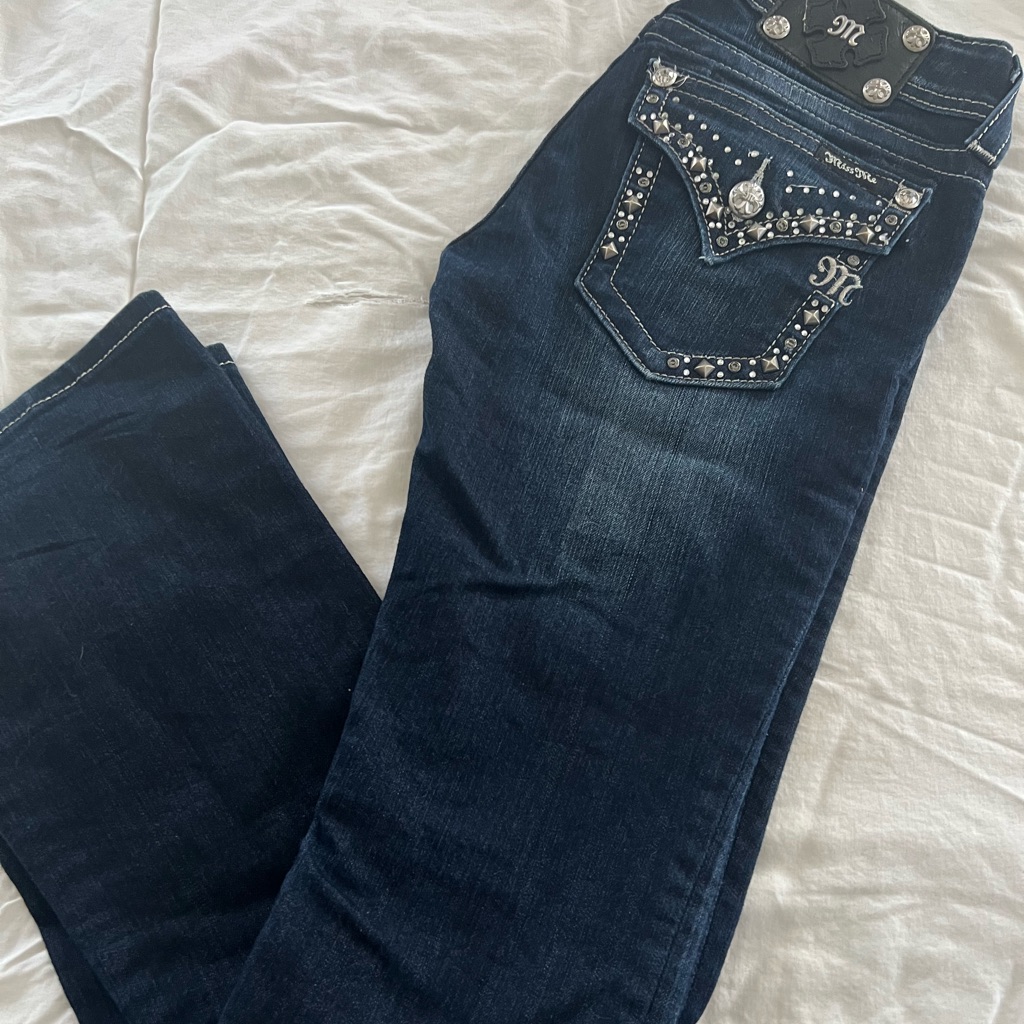 Miss Me Size 26 Boot Cut - Like New